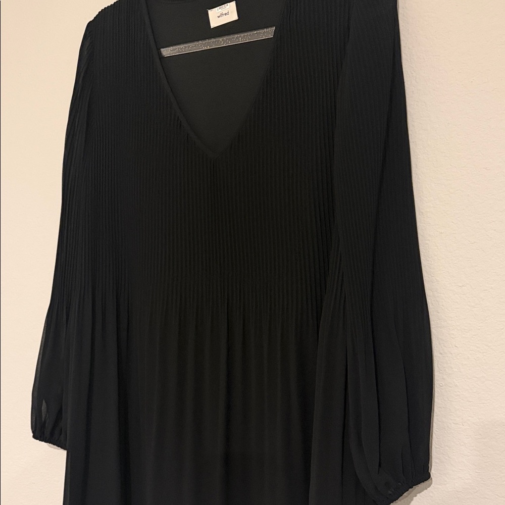 Wilfred Elegant Black Long Sleeve Dress